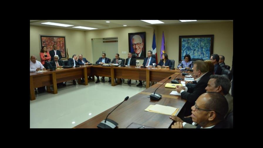Comité Político del PLD convoca reunión para definir alianzas 