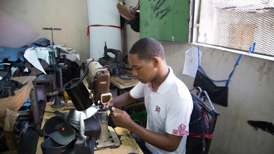 República Dominicana habría reducido la pobreza 17% en 10 años, según un especialista del BID República Dominicana habría reducido la pobreza 17% en 10 años, según un especialista del BID