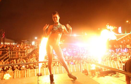 “Black is Back”, aplaudido por amantes de la electrónica 