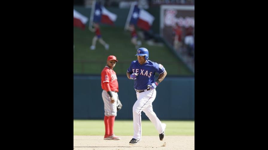 Rangers ganan división gracias a Hamels y Beltré 