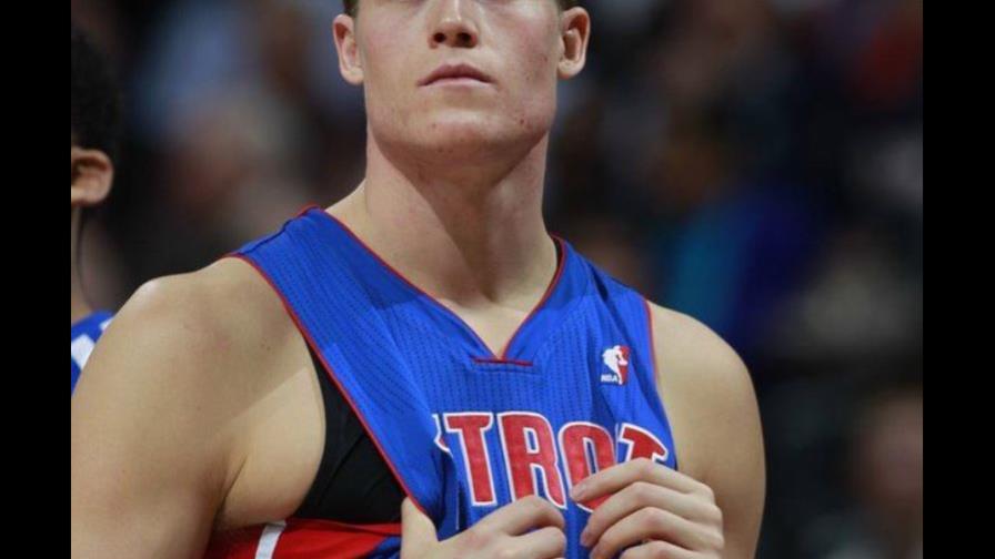 Jerebko, “deseando” jugar contra equipo que le ofreció contrato con 15 años