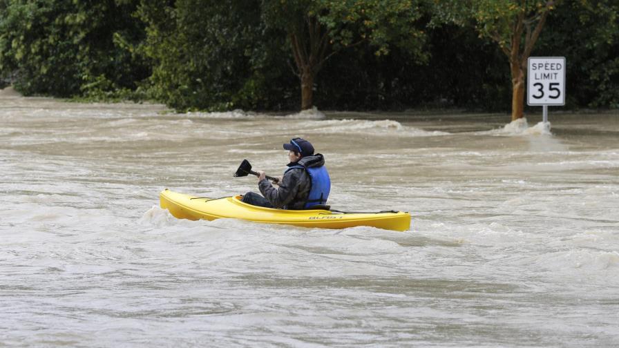 Al menos 11 muertos por las lluvias torrenciales en el este de Estados Unidos