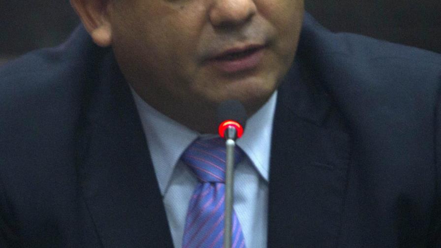 Exfuncionario incrimina a Pérez Molina y Baldetti de liderar trama corrupción