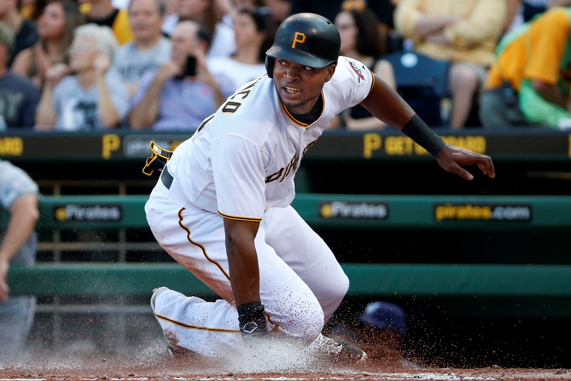 Entre los mejores robadores de bases en la Liga Nacional