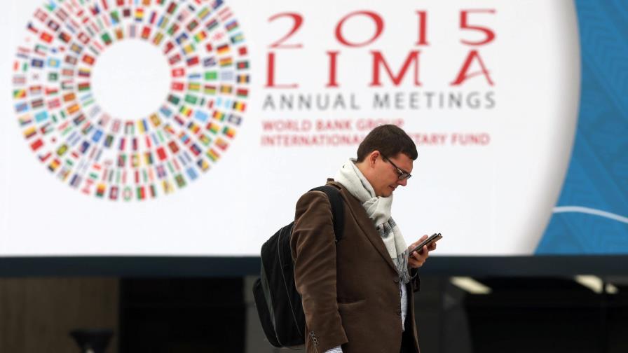 FMI: Latinoamérica caerá en recesión en 2015, con decrecimiento de 0.3 %