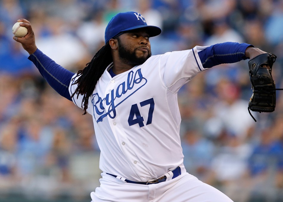 Johnny Cueto con marca de 4-7 será el tercer lanzador de los Reales de Kansas
