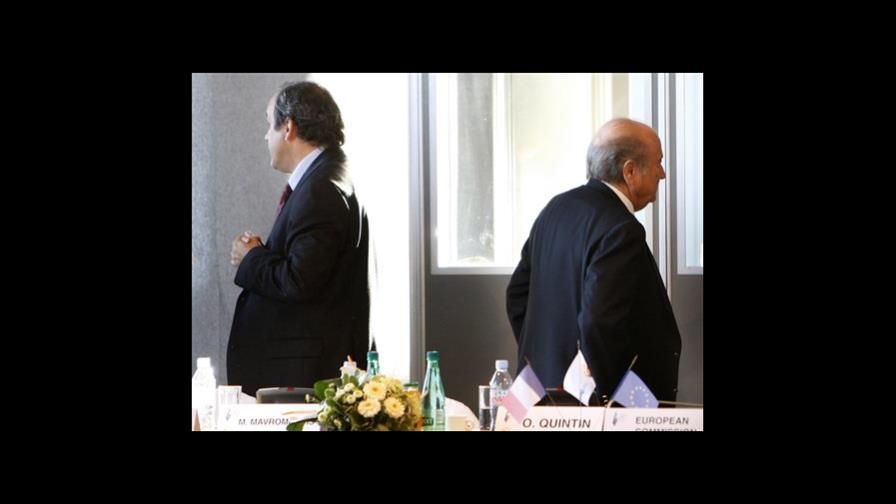 Un aspirante a presidir la FIFA llama “hipócrita” a Blatter 