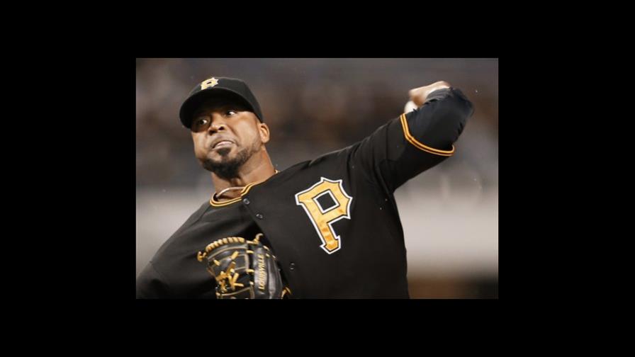 Liriano en el roster de Piratas para wild-card 