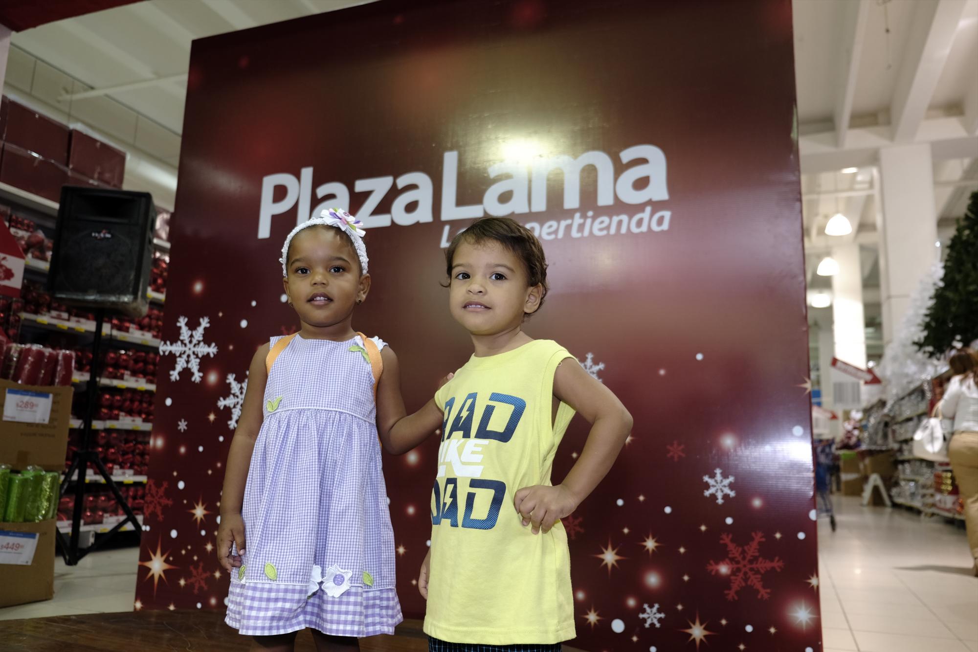 Los pequeños Nahiony Taveras y Jadiel de Jesús.