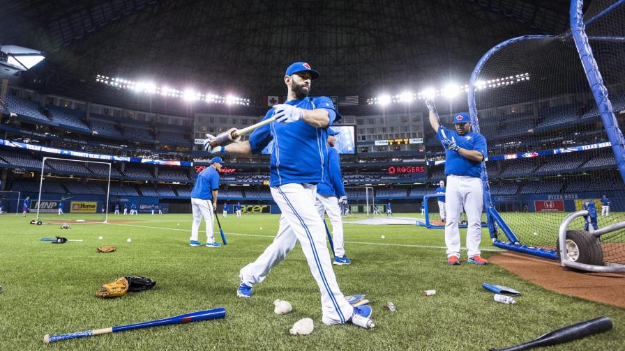 Los explosivos Azulejos se topan con los Rangers