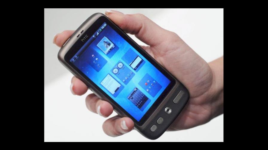 El 91 % de jóvenes iberoamericanos considera imprescindible su “smartphone” El 91 % de jóvenes iberoamericanos considera imprescindible su “smartphone”