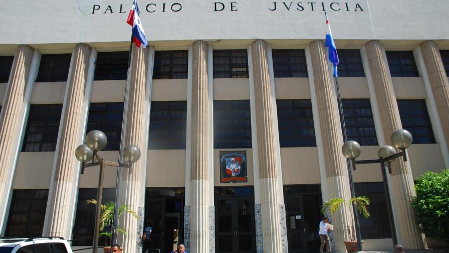 Juez envía a La Victoria alguacil acusado de ejecutar embargo ilegal y golpear a propietario de residencia