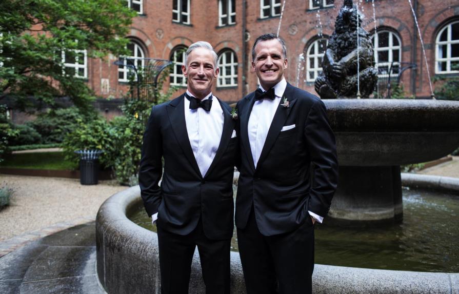 Embajador estadounidense en Dinamarca se casa con compañero 