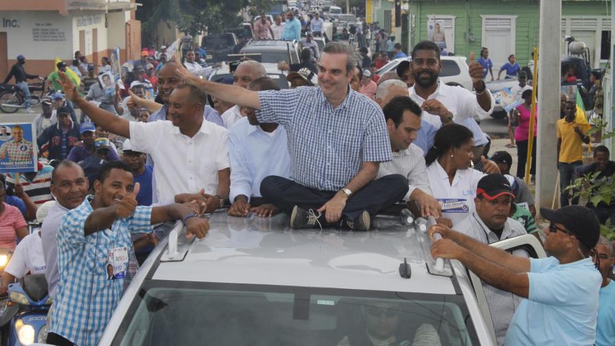  Abinader se compromete a impulsar el desarrollo y reducir la pobreza en el Sur