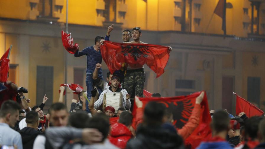 Albania se clasifica a la Eurocopa por primera vez 