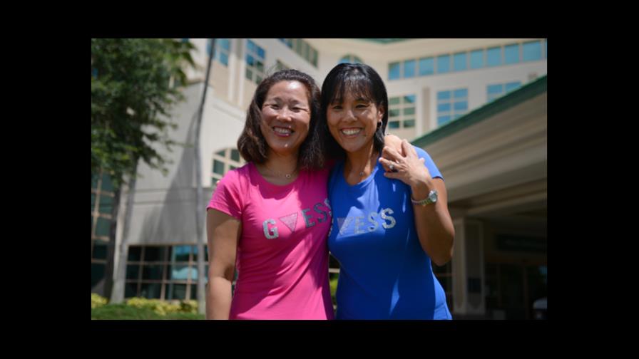 Hermanas huérfanas se reencuentran tras décadas en Florida 