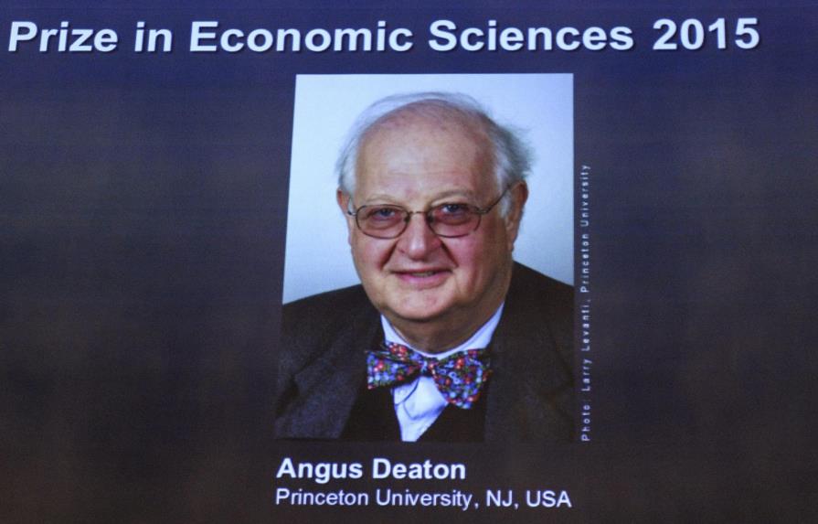 El británico-estadounidense Deaton gana el Nobel de Economía 2015