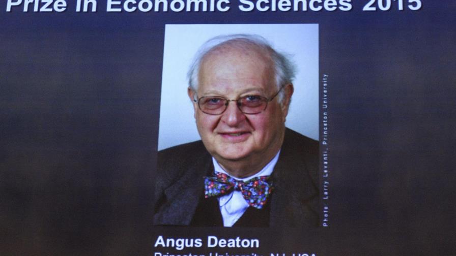 El británico-estadounidense Deaton gana el Nobel de Economía 2015 El británico-estadounidense Deaton gana el Nobel de Economía 2015