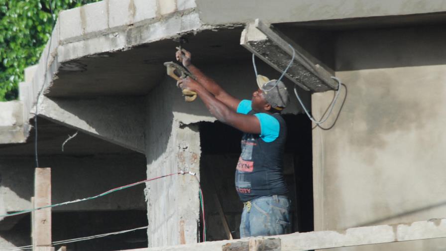 Piden aclaración de supuesto desfalco de RD$50 millones en el fondo de jubilaciones de los trabajadores de la construcción