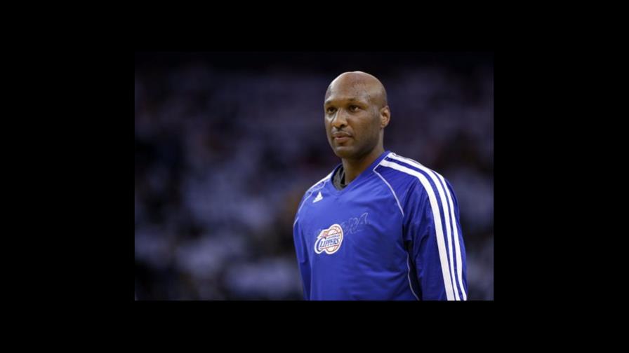 Odom está “entubado” tras ser hallado inconsciente en burdel 