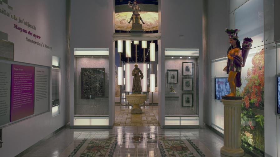 Breve paseo por el mundo Maya 