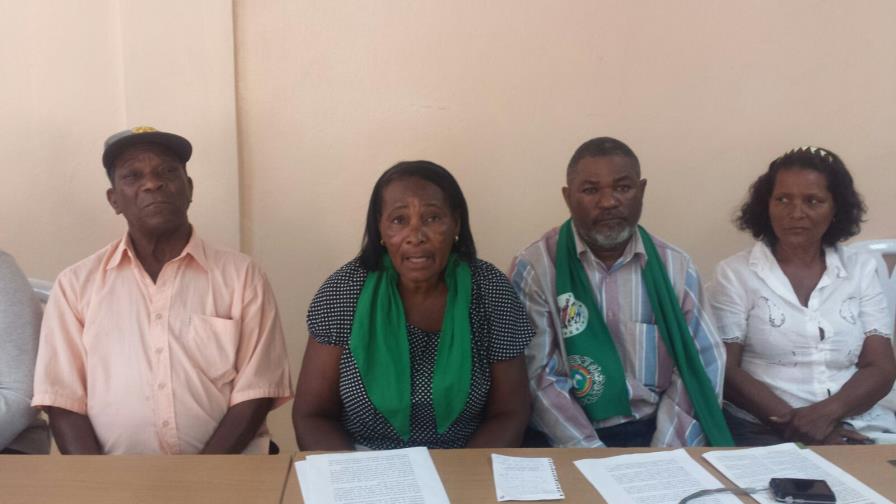 Mujeres rurales critican pretensiones del Gobierno de importar plátanos