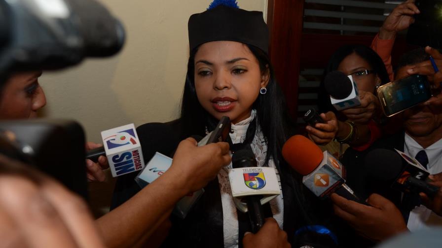 Fiscal vincula a fugitivo presidente del Banco Peravia con narcotráfico y lavado de activos