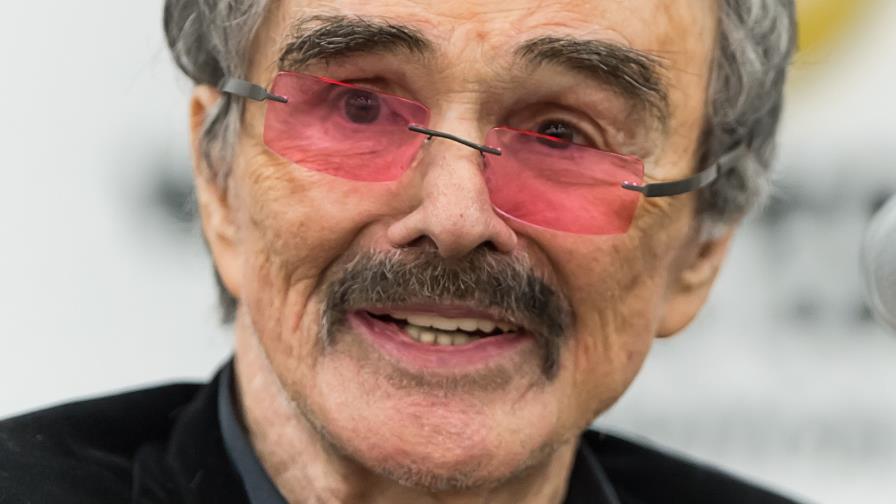 Burt Reynolds publicará ardientes memorias de Hollywood