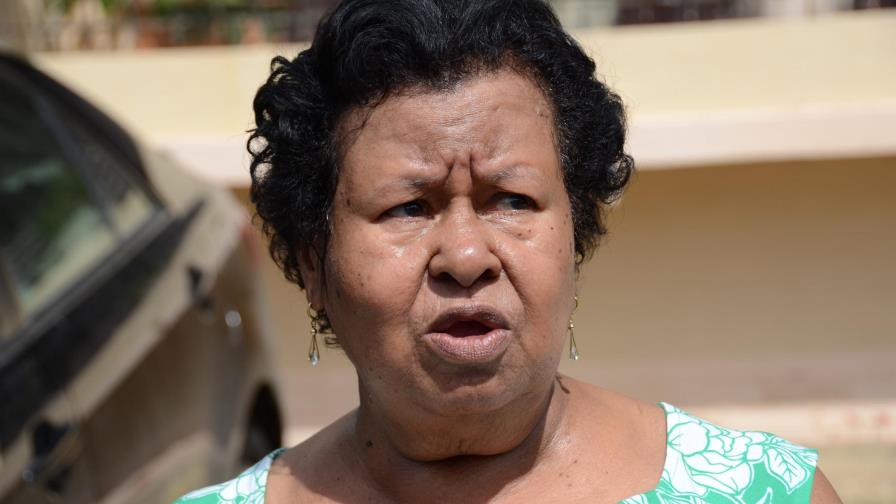 Bullicio por tapa metálica no deja dormir a residentes