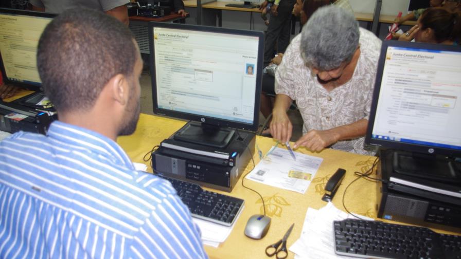 La JCE realiza una jornada de cedulación en casas de discapacitados