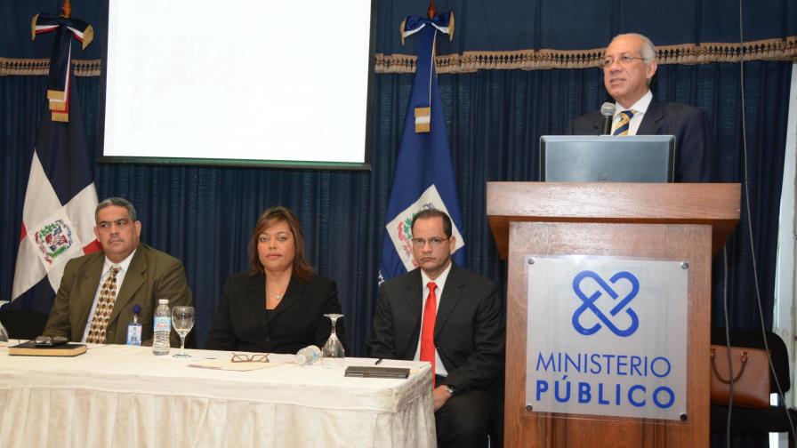 Comité de lavados de DNCD subastará muebles mañana