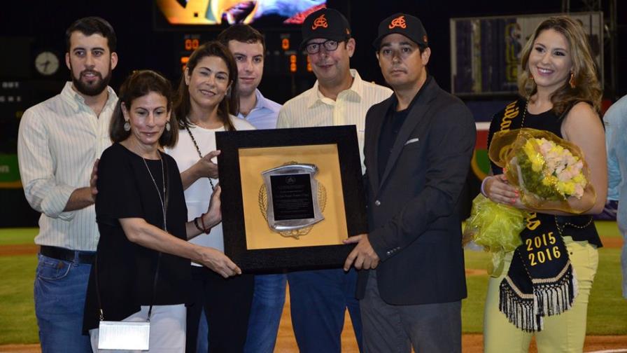 Las Águilas ganan 5-4 a los Gigantes del Cibao con rally de tres en el 8vo episodio