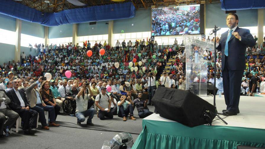Alianza Electoral para el Cambio Democrático proclama a Guillermo Moreno candidato presidencial 
