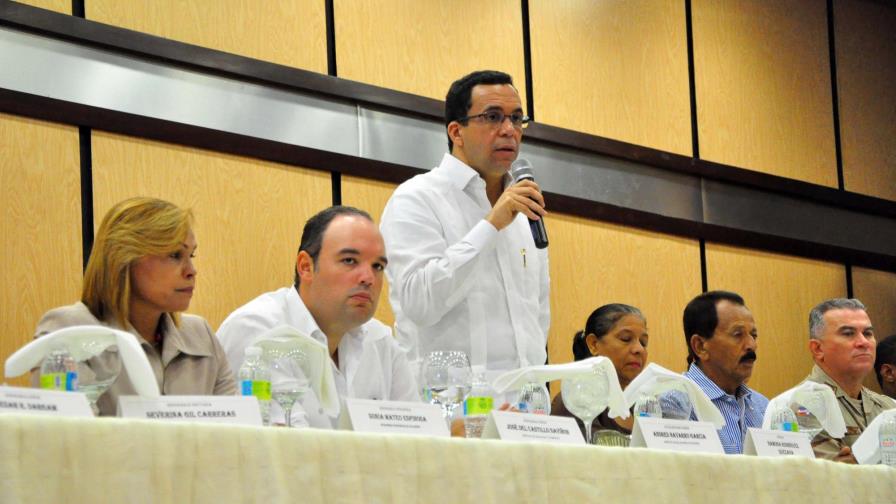 Comerciantes y transportistas levantan paro y bloqueo en la frontera por veda 