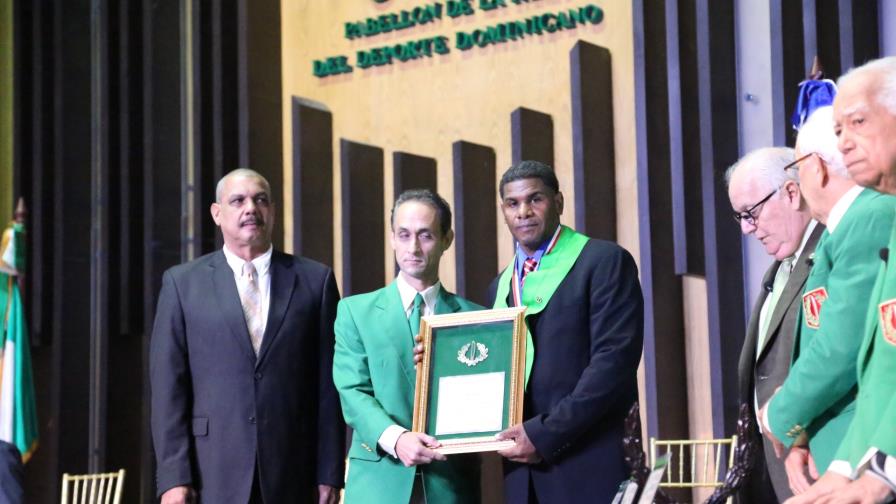 Félix José se considera el ‘mejor ambidextro’