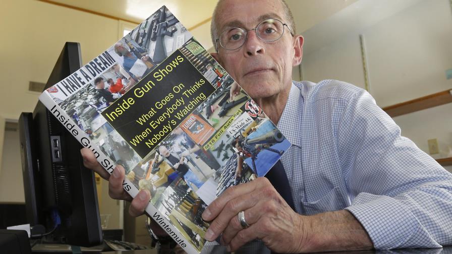 Justicia respalda normas aprobadas sobre armas tras la matanza de Sandy Hook