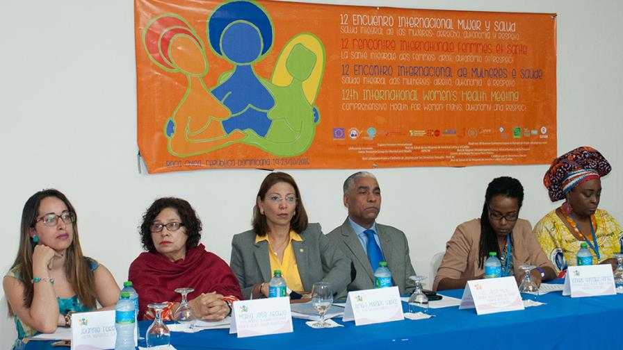 Inauguran Encuentro Internacional Mujer y Salud en Santo Domingo