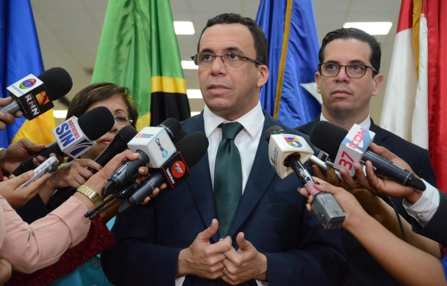 Canciller dice no debe haber temor por posible visita de Danilo a Haití