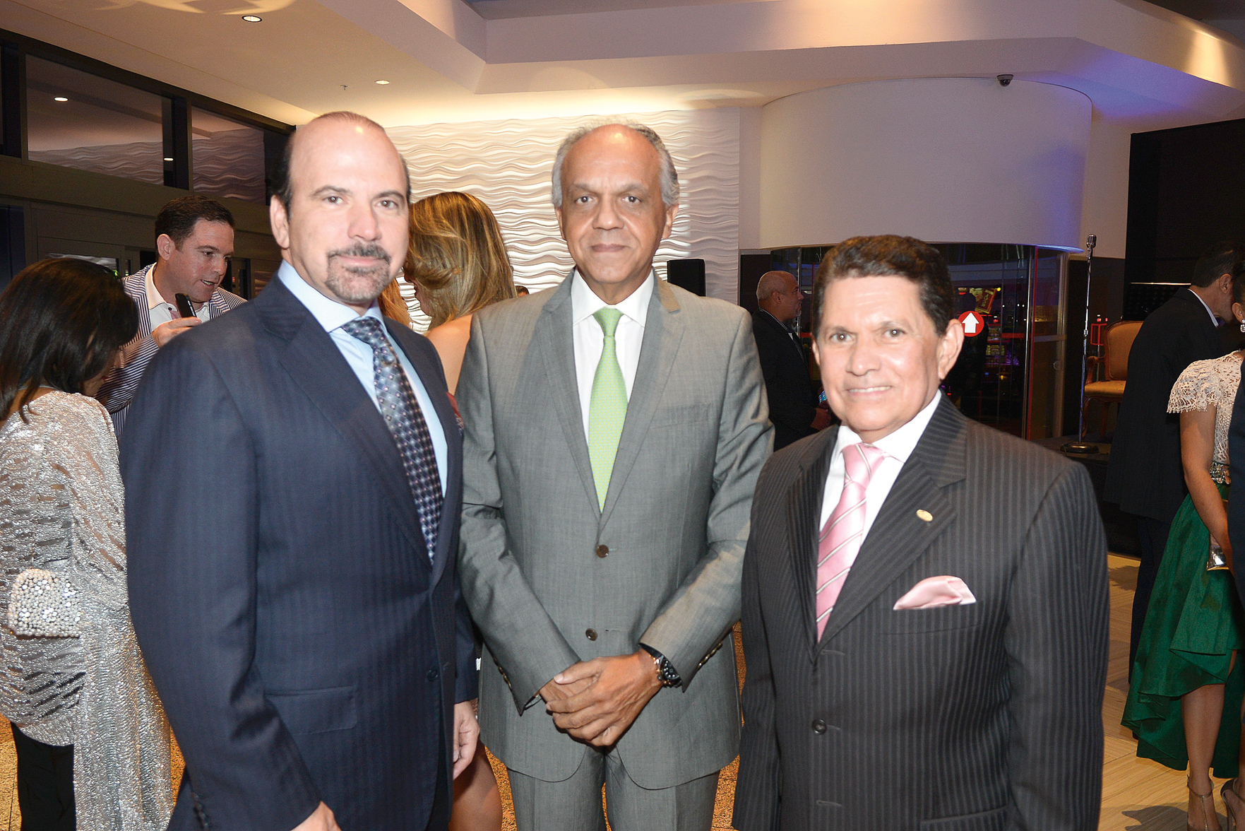 Luis José Asilis, Radhames Cornielle y Julio Llibre.