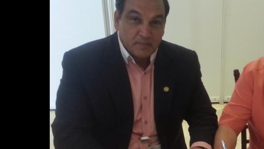 Dominicano será conferencista oficial de la asociación dental de Estados Unidos