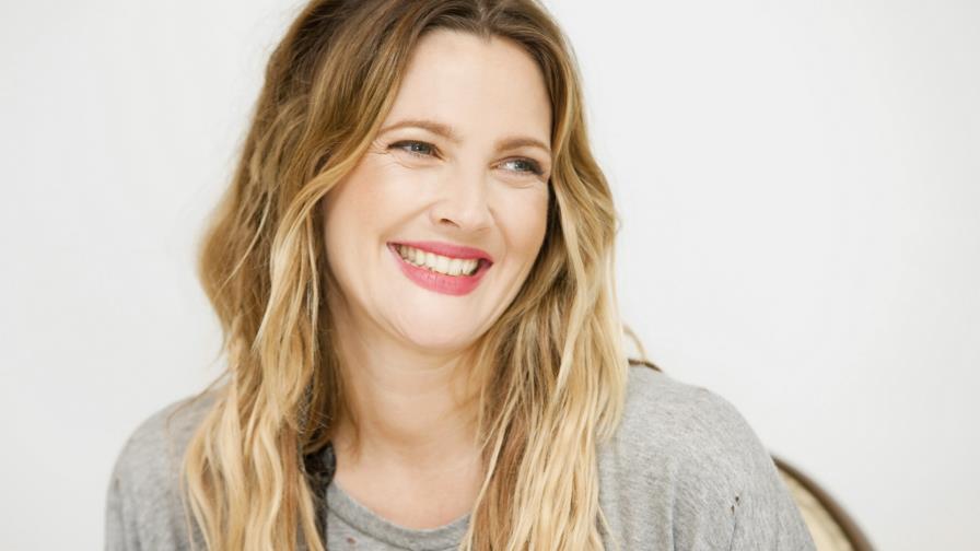 Drew Barrymore no permitirá a sus hijas ser actrices hasta que tengan 18 años Drew Barrymore no permitirá a sus hijas ser actrices hasta que tengan 18 años