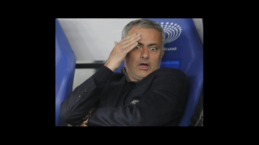 Mourinho se queja de falta de respeto tras ser filmado 