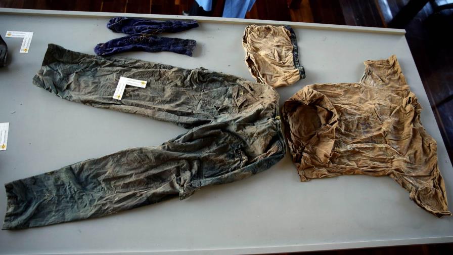 FARC se comprometen a entregar restos de personas que murieron en su poder