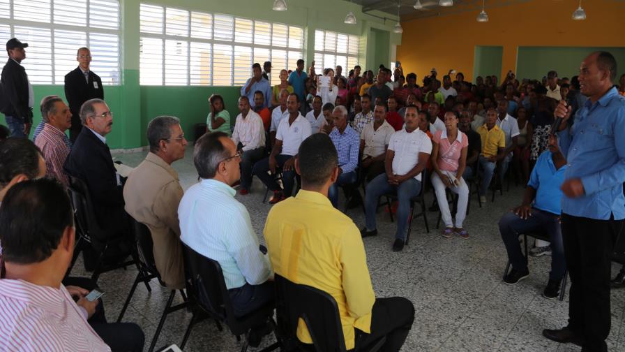 Presidente Medina asiste a proclamación de candidatos