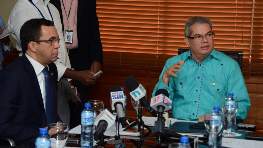 El canciller dice que no hay fecha para el encuentro de Medina y Martelly El canciller dice que no hay fecha para el encuentro de Medina y Martelly