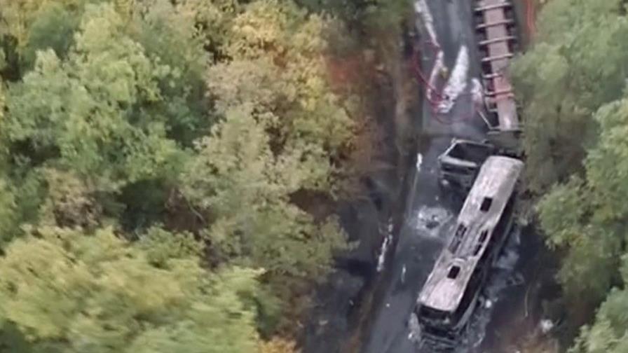 Una pieza metálica causó el fuego que mató a mayoría de pasajeros del autocar