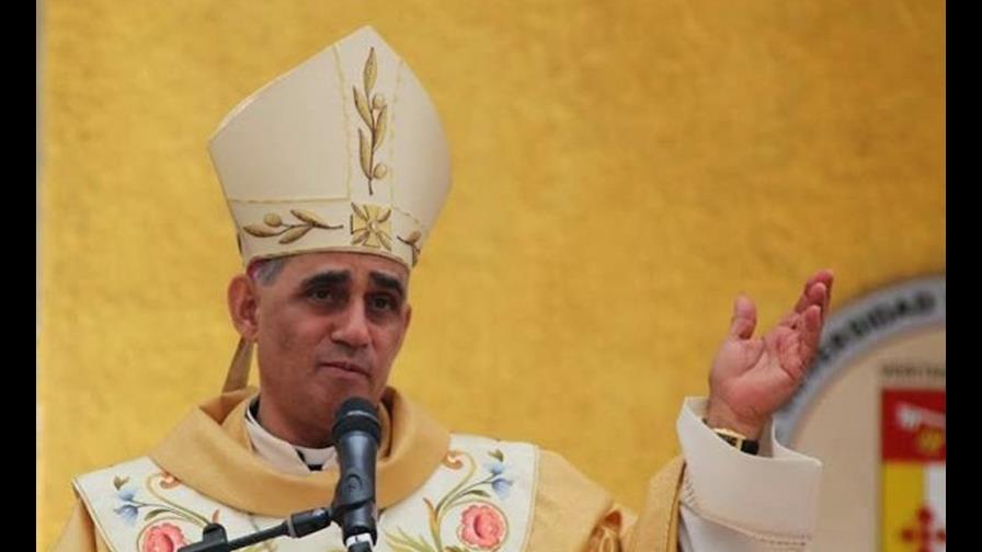 Arzobispo metropolitano de Santiago denuncia entrada masiva de haitianos