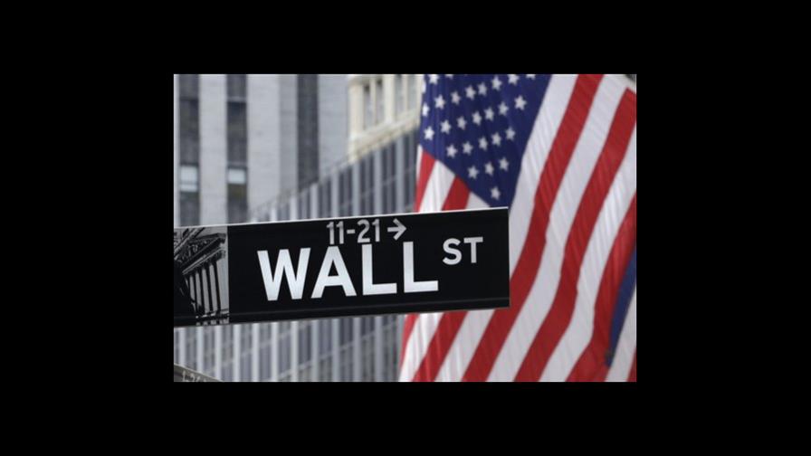 Wall Street cierra en baja por reportes de utilidades
