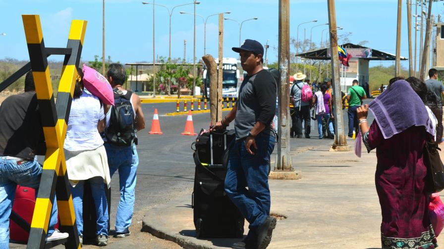 Venezuela amplía estado excepción a zona fronteriza con Colombia en Amazonas