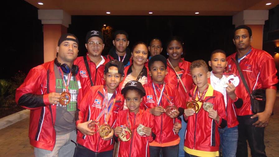 Escuela dominicana gana oro en EE.UU. en competencia de Taekwondo